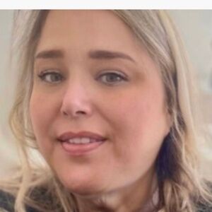 Meet your Posher, Monica